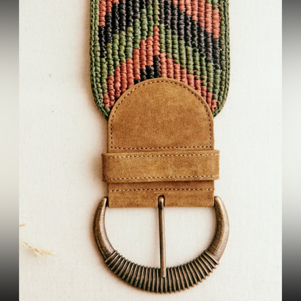 Sézane Green and Tan Carlie Belt - Picture 7 of 11